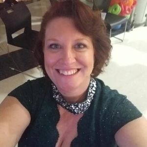 Meet your Posher, Holly